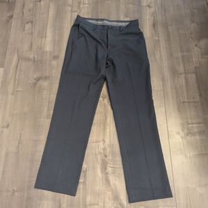 Haggar Men's Dark Gray Dress Pants